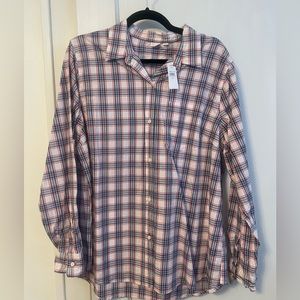 NWT Gap Plaid‎ Button Down Shirt